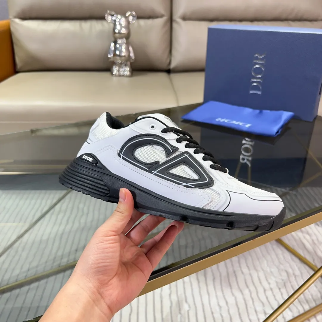 Men's Shoes💰P460💰【DIOR】Dior's new B30 low-top sneakers✅ are carefully made of gray mesh fabric and white technical fabric, decorated with reflective "CD30" graphic logo, and "DIO~B30" and "CD30" logos on the heel and tongue. An extra-light, sculpted rubber sole with signature accents adds style, while internal stretch details create ideal comfort. It can be matched with various casual styles to show a fashionable and modern sports style. Code number: 38-44 (45 can be customized)